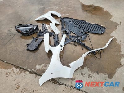 Zdjęcie 12 z 12 samochodu: 2024 MERCEDES-BENZ C 300 VIN:W1KAF4GB9RR158143 - miniatura