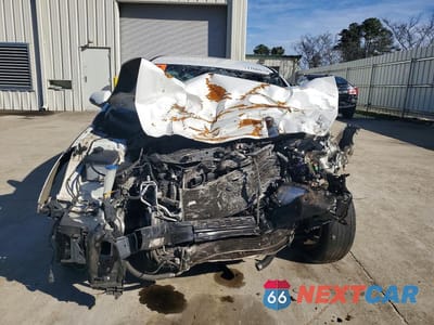 Piąte zdjęcie samochodu w środku: 2019 HYUNDAI SONATA LIMITED VIN:5NPE34AF7KH746765 - miniatura