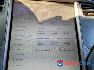 Zdjęcie 9 z 12 samochodu: 2019 TESLA MODEL S VIN:5YJSA1E29KF300579 - miniatura