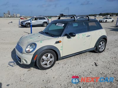 2011 MINI COOPER WMWSU3C59BT094867 - główne zdjęcie licytacji z USA - miniatura