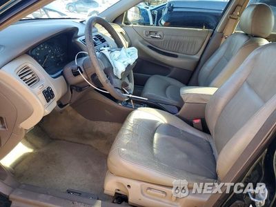 Zdjęcie 7 z 12 samochodu: 2001 HONDA ACCORD EX VIN:1HGCG165X1A010355 - miniatura