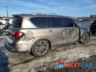 Trzecie zdjęcie samochodu z tyłu: 2019 INFINITI QX80 LUXE VIN:JN8AZ2NC4K9460810 - miniatura