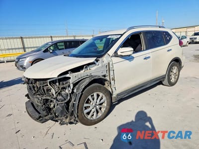 2017 NISSAN ROGUE SV KNMAT2MT5HP509743 - główne zdjęcie licytacji z USA - miniatura