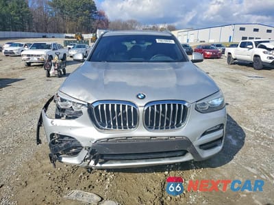 Piąte zdjęcie samochodu w środku: 2018 BMW X3 XDRIVE30I VIN:5UXTR9C53JLD61657 - miniatura