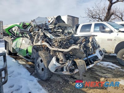 Czwarte zdjęcie samochodu z boku: 2011 FORD F350 SUPER DUTY VIN:1FD8X3GT2BEB95102 - miniatura