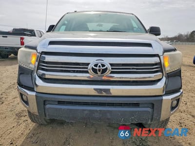Piąte zdjęcie samochodu w środku: 2016 TOYOTA TUNDRA SR5 VIN:5TFDY5F17GX502285 - miniatura