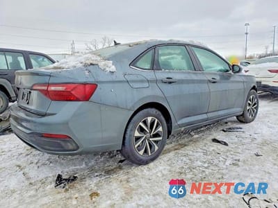 Trzecie zdjęcie samochodu z tyłu: 2024 VOLKSWAGEN JETTA S VIN:3VW5M7BU6RM078454 - miniatura