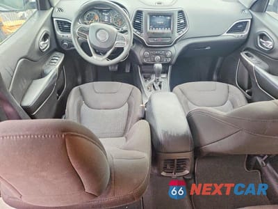 Zdjęcie 8 z 11 samochodu: 2020 JEEP CHEROKEE LATITUDE VIN:1C4PJLCB3LD600874 - miniatura