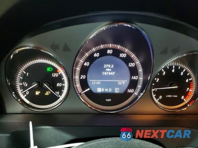 Zdjęcie 9 z 12 samochodu: 2010 MERCEDES-BENZ C 300 4MATIC VIN:WDDGF8BBXAF448115 - miniatura