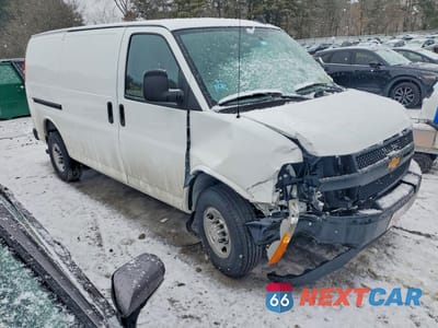 Czwarte zdjęcie samochodu z boku: 2025 CHEVROLET EXPRESS G2500 VIN:1GCWGAFP1S1102162 - miniatura