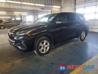 2021 TOYOTA HIGHLANDER LE 5TDBZRBH6MS115419 - główne zdjęcie licytacji z USA - miniatura