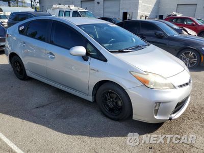 Czwarte zdjęcie samochodu z boku: 2015 TOYOTA PRIUS VIN:JTDKN3DU3F0451313 - miniatura