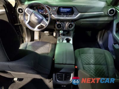 Zdjęcie 8 z 15 samochodu: 2020 CHEVROLET BLAZER 2LT VIN:3GNKBHRS5LS533696 - miniatura