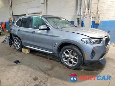 Czwarte zdjęcie samochodu z boku: 2023 BMW X3 XDRIVE30I VIN:5UX53DP06P9P63784 - miniatura