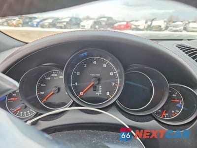 Zdjęcie 9 z 12 samochodu: 2017 PORSCHE CAYENNE VIN:WP1AA2A25HKA90144 - miniatura