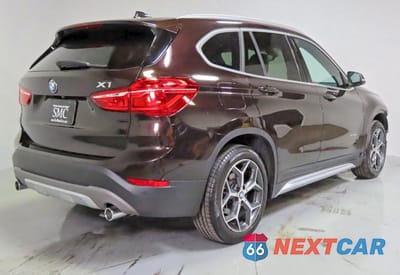 Trzecie zdjęcie samochodu z tyłu: 2018 BMW X1 SDRIVE28I VIN:WBXHU7C37J5L05511 - miniatura