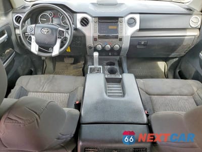 Zdjęcie 8 z 11 samochodu: 2016 TOYOTA TUNDRA SR5 VIN:5TFDY5F17GX502285 - miniatura