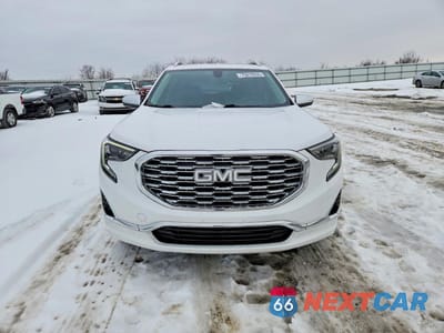 Piąte zdjęcie samochodu w środku: 2019 GMC TERRAIN DENALI VIN:3GKALSEX2KL195090 - miniatura