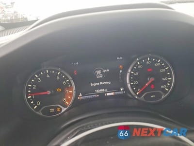 Zdjęcie 9 z 13 samochodu: 2016 JEEP RENEGADE TRAILHAWK VIN:ZACCJBCT3GPD19716 - miniatura