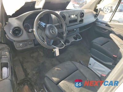 Zdjęcie 8 z 12 samochodu: 2022 MERCEDES BENZ SPRINTER 2500 DELIVERY VAN VIN:W1Y40BHY7NT084553 - miniatura
