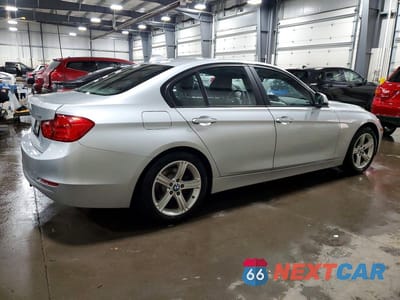 Trzecie zdjęcie samochodu z tyłu: 2015 BMW 320 I XDRIVE VIN:WBA3C3G56FNT53410 - miniatura