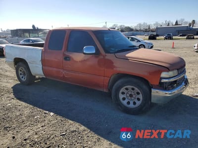 Czwarte zdjęcie samochodu z boku: 2001 CHEVROLET SILVERADO C1500 VIN:2GCEC19T911279485 - miniatura