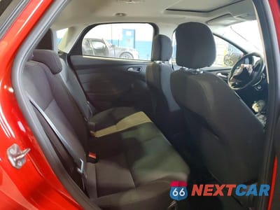 Zdjęcie 10 z 12 samochodu: 2015 FORD FOCUS SE VIN:1FADP3F26FL333890 - miniatura