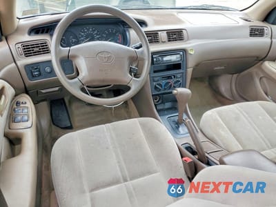 Zdjęcie 8 z 12 samochodu: 1999 TOYOTA CAMRY CE VIN:4T1BG22K5XU413321 - miniatura