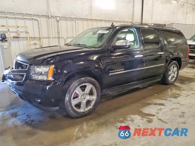 2012 CHEVROLET SUBURBAN K1500 LTZ 1GNSKKE7XCR110985 - główne zdjęcie licytacji z USA - miniatura