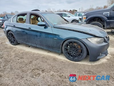 Czwarte zdjęcie samochodu z boku: 2007 BMW 335 XI VIN:WBAVD53527A008004 - miniatura