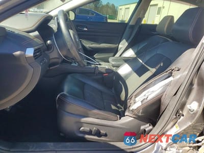 Zdjęcie 7 z 12 samochodu: 2019 NISSAN ALTIMA SR VIN:1N4BL4CV9KC227273 - miniatura