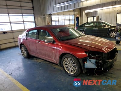 Czwarte zdjęcie samochodu z boku: 2011 CHRYSLER 200 LIMITED VIN:1C3BC2FG5BN584339 - miniatura