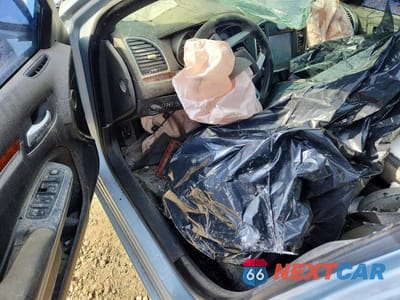 Zdjęcie 8 z 12 samochodu: 2013 CHRYSLER 300 VIN:2C3CCAAG1DH731483 - miniatura