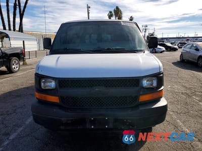 Piąte zdjęcie samochodu w środku: 2004 CHEVROLET EXPRESS G3500 VIN:1GCHG35U741246667 - miniatura