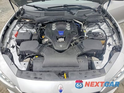 Zdjęcie 11 z 12 samochodu: 2014 MASERATI GHIBLI VIN:ZAM57XSA9E1089418 - miniatura