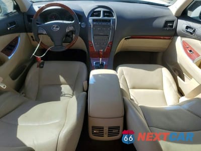 Zdjęcie 8 z 12 samochodu: 2011 LEXUS ES 350 BASE VIN:JTHBK1EG0B2467083 - miniatura