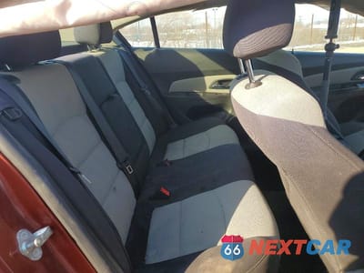 Zdjęcie 10 z 13 samochodu: 2013 CHEVROLET CRUZE LS VIN:1G1PA5SH5D7179315 - miniatura