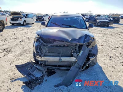 Piąte zdjęcie samochodu w środku: 2012 AUDI Q5 PREMIUM PLUS VIN:WA1LFAFP9CA071678 - miniatura