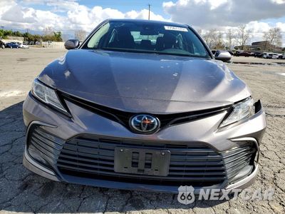 Piąte zdjęcie samochodu w środku: 2023 TOYOTA CAMRY LE VIN:4T1C11AK9PU766002 - miniatura