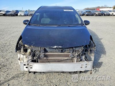 Piąte zdjęcie samochodu w środku: 2012 TOYOTA PRIUS V VIN:JTDZN3EU9C3023446 - miniatura