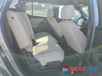Zdjęcie 11 z 13 samochodu: 2023 CHEVROLET TRAVERSE LS VIN:1GNERFKW2PJ138649 - miniatura
