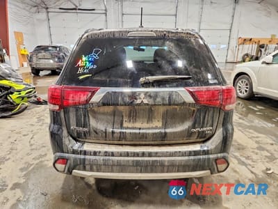 Zdjęcie 6 z 13 samochodu: 2016 MITSUBISHI OUTLANDER SE VIN:JA4AZ3A37GZ057378 - miniatura