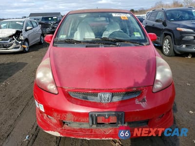 Piąte zdjęcie samochodu w środku: 2008 HONDA FIT SPORT VIN:JHMGD38658S007957 - miniatura