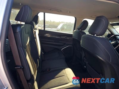 Zdjęcie 11 z 12 samochodu: 2021 JEEP GRAND CHEROKEE L LAREDO VIN:1C4RJKAG0M8168921 - miniatura