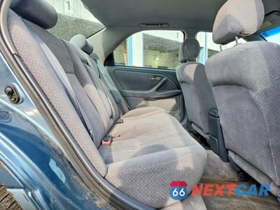 Zdjęcie 10 z 11 samochodu: 2000 TOYOTA CAMRY CE VIN:4T1BG22K9YU997501 - miniatura