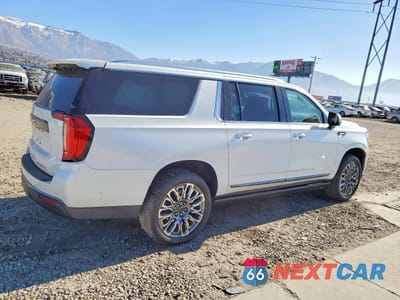 Trzecie zdjęcie samochodu z tyłu: 2023 GMC YUKON XL DENALI ULTIMATE VIN:1GKS2KKT7PR427885 - miniatura