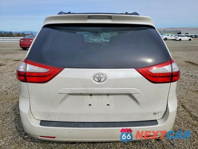 Zdjęcie 6 z 14 samochodu: 2016 TOYOTA SIENNA XLE 8-PASSENGER VIN:5TDYK3DC8GS696665 - miniatura