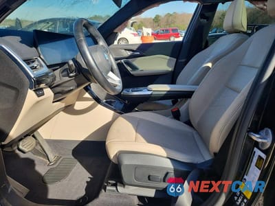 Zdjęcie 7 z 12 samochodu: 2023 BMW X1 XDRIVE28I VIN:WBX73EF00P5Y08052 - miniatura