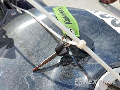 Zdjęcie 8 z 9 samochodu: 2020 KAWASAKI ZX636 K VIN:JKBZXJH1XLA006141 - miniatura