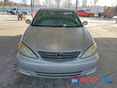 Piąte zdjęcie samochodu w środku: 2002 TOYOTA CAMRY VIN:4T1BF30K02U532916 - miniatura